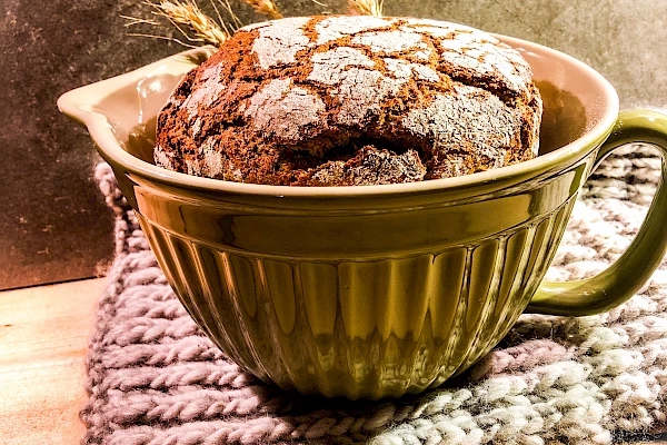 Foto von Dinkel-Roggenbrot im Topf