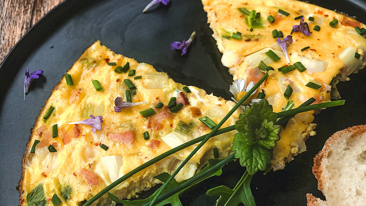 Spargelfrittata - Kochen und Backen mit Edith Spargelfrittata - Kochen und Backen mit Edith