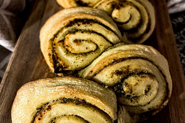 Zupfbrot mit Pesto